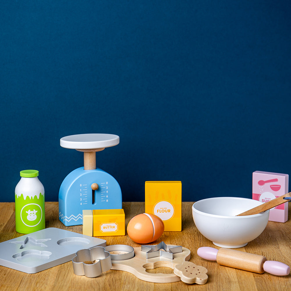 Wooden Baking Cookies Set, With Scales, Mixing Bowl And More