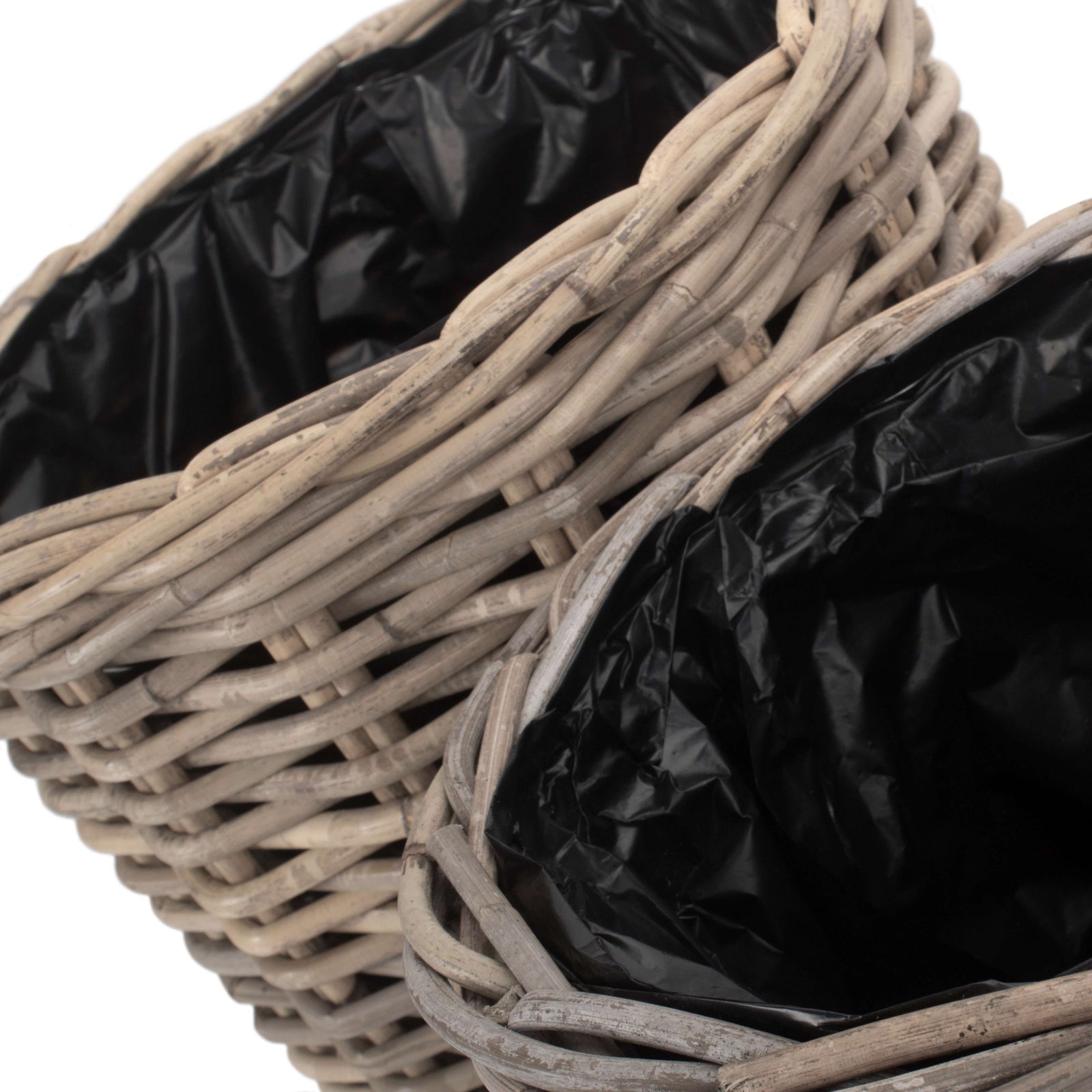 Red Hamper Rattan Round Planter With Plastic Lining