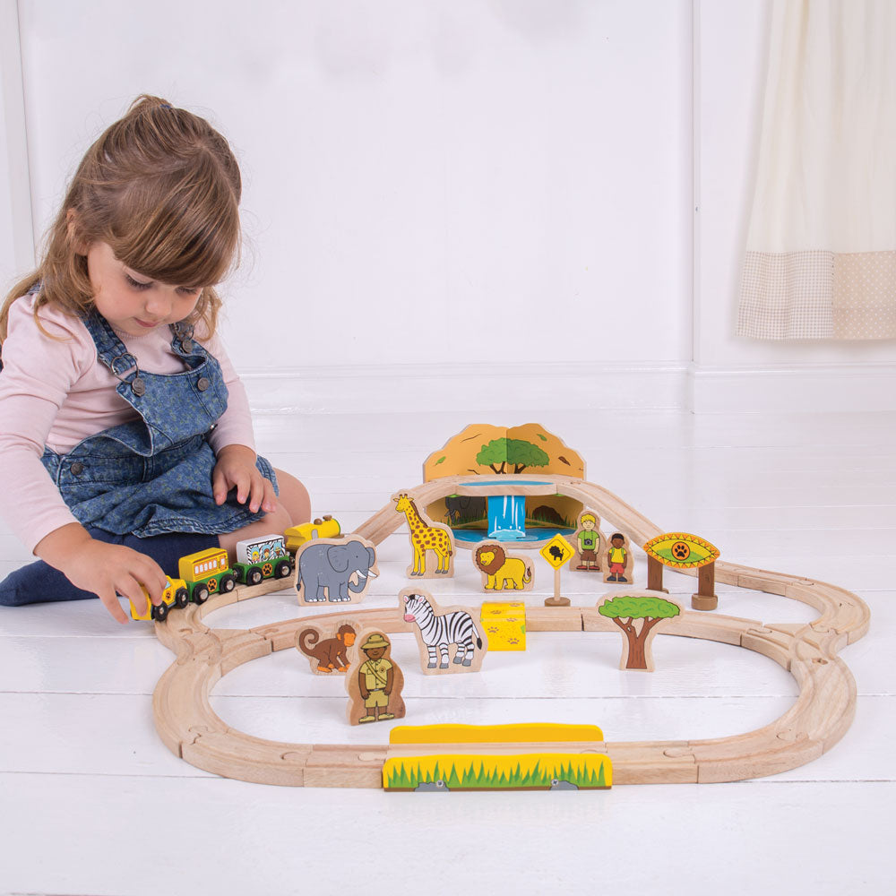 Wooden Safari Train Set - 38 Pieces