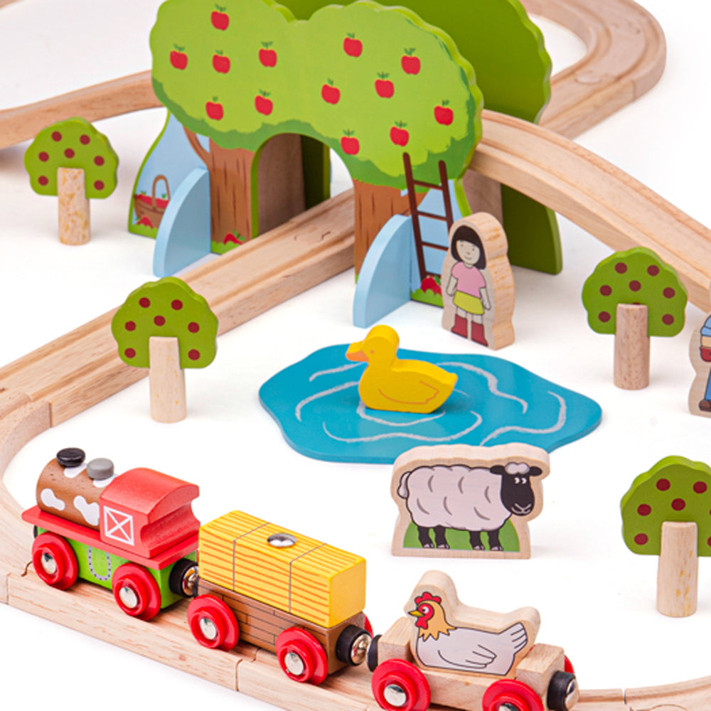 Wooden Farm Train Set - 44 Pieces