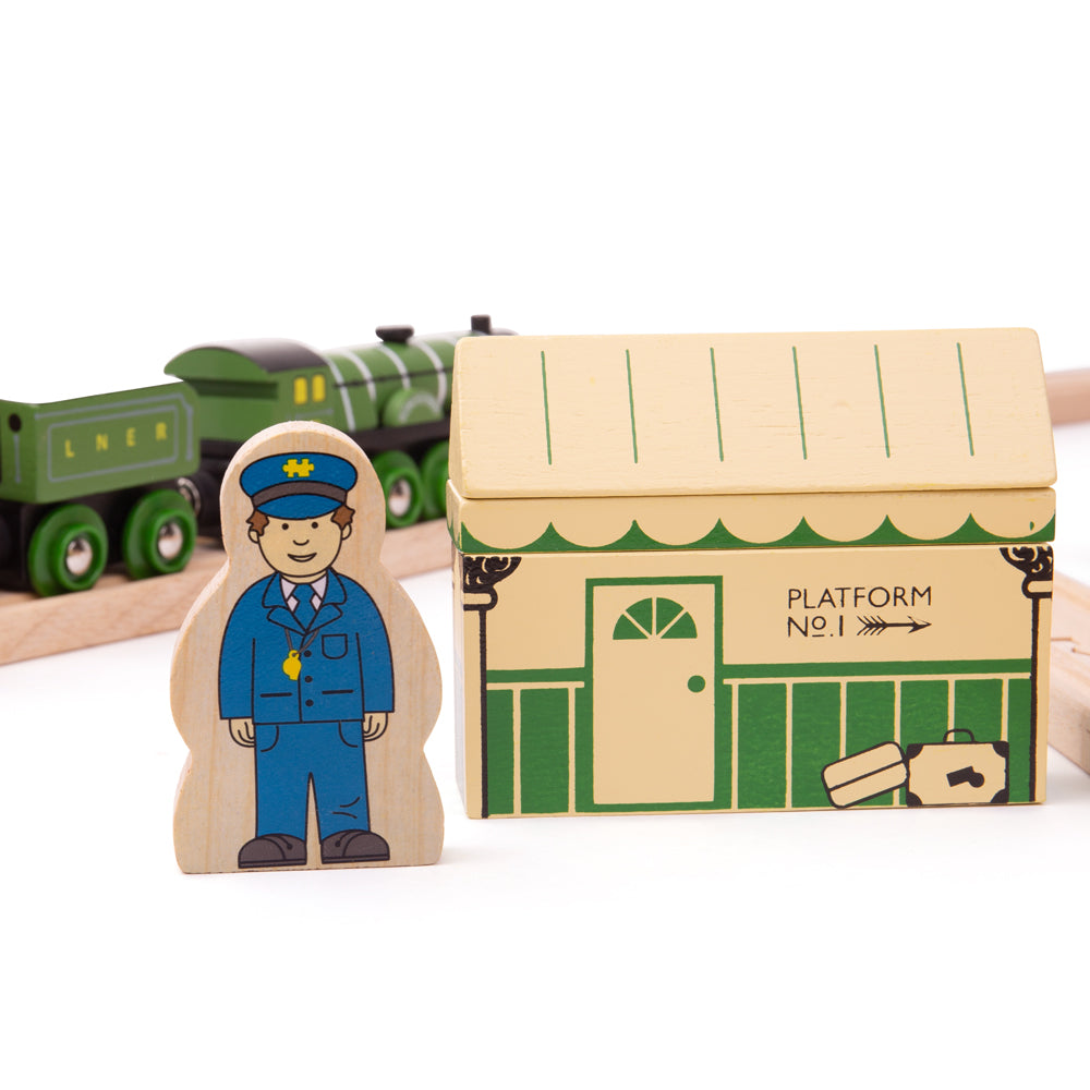 Wooden Flying Scotsman Train Set - 42 Pieces