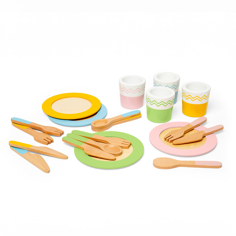 Wooden Dinner Service Set - 20 Play Pieces