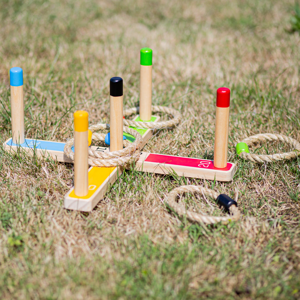 Wooden Quoits Game, Great Family Game - 12 Play Pieces