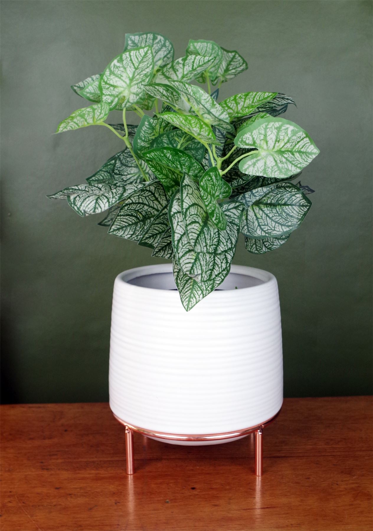 Leaf White Ceramic Planter Metal Stand Plant Pot